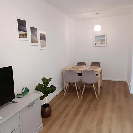Apartament Przymorze דירה *